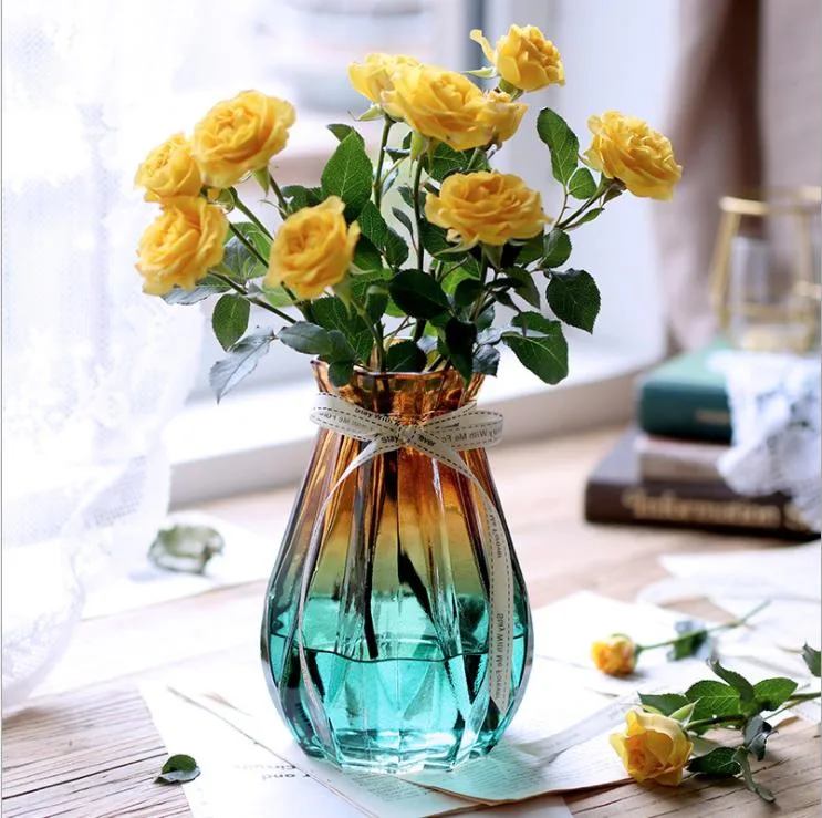 Popular Modern Style Glass Vase Decorative Glass Flower Plant Vase Tabletop Vase for for Office