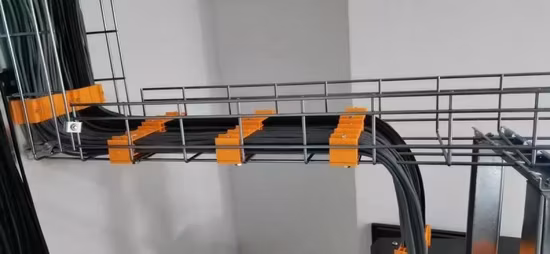 Gi, GS, Ss, FRP, Heavy Duty Metal Ladder Type Cable Tray with Accessories
